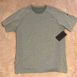 FABLETICS MENS T - XL